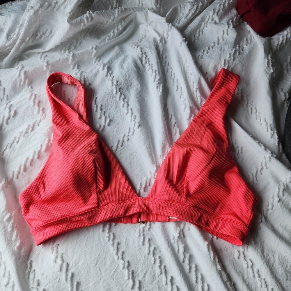 Coral Victoria’s Secret Plunge Bikini Top (Discontinued)